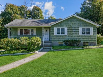 825 Heritage Court, Yorktown Heights, NY, 10598