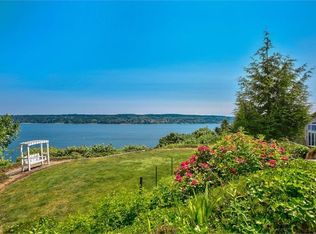 8726 Landing Ln SE, Pt Orchard, WA 98367