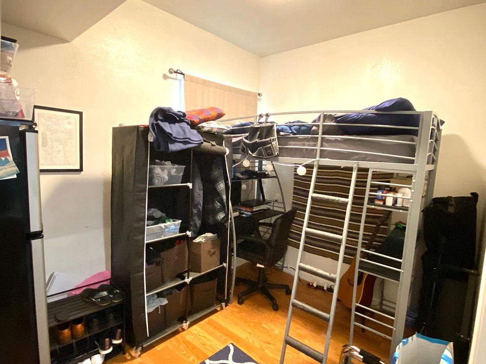 1st image of 1252 25th Ave