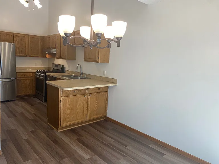 8551 Xenium Ln N — Photo 8
