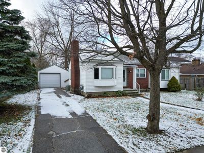 1004 S Elizabeth St, Mount Pleasant, MI, 48858