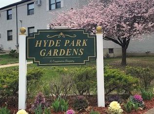 68-76 136th St #A, Flushing, NY 11367