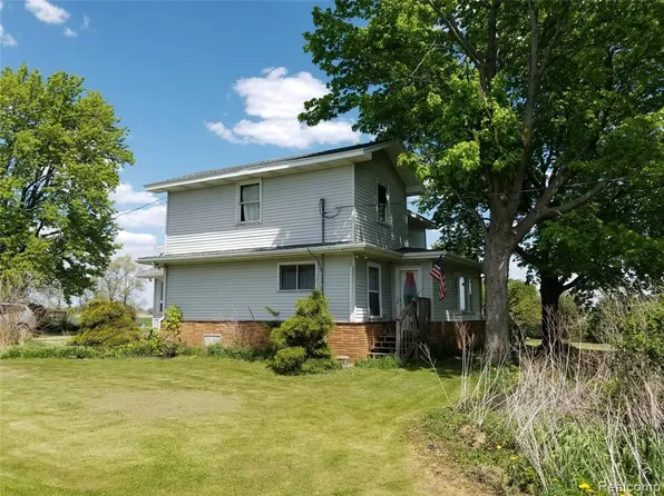 3581 E Riley Rd, Owosso, MI 48867