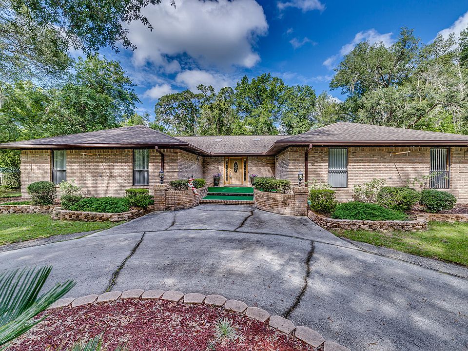 1st image of 4141 Honeysuckle Cir