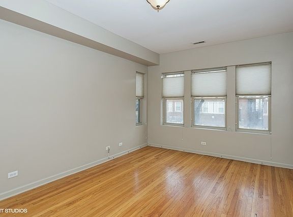 2nd image of 4338 N Spaulding Ave #1