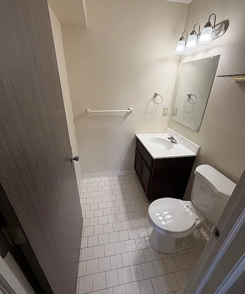 2820 W Mill Rd #E — Photo 24