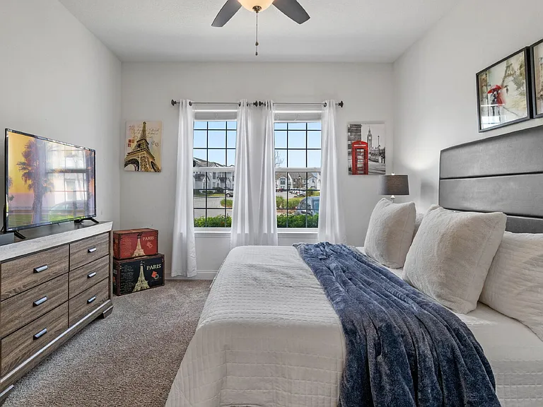 290 Captiva Dr — Photo 25
