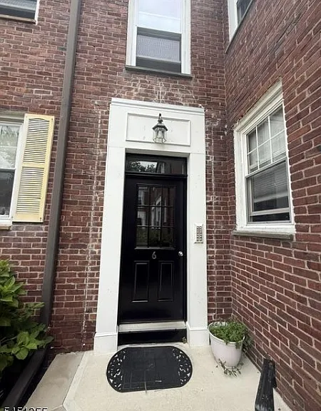 349 Bloomfield Ave #25 — Photo 7