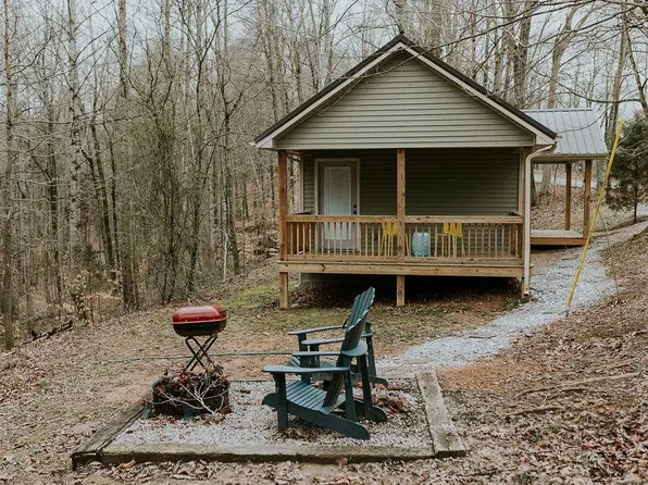 896 Wilderness Rd, Mammoth Cave, KY 42259