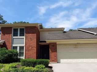 2371 Baxton Way, Chesterfield, MO