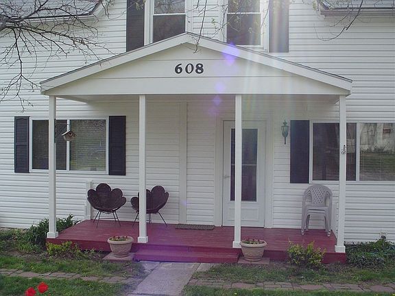 2nd image of 608 N Morse Ave