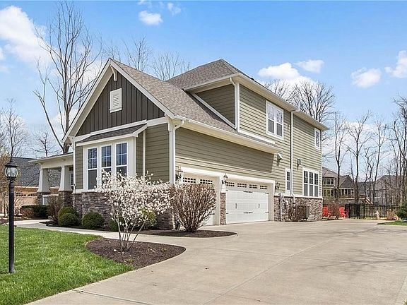 3rd image of 16885 Catkins Ct