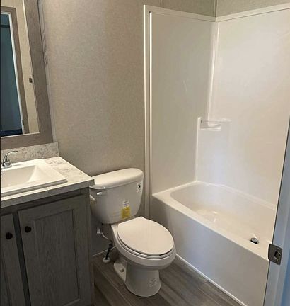 5th image of 200 Whittington Dr #116