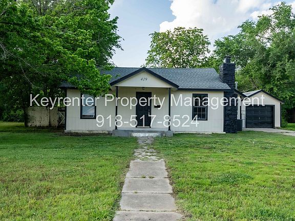 2nd image of 419 E Pine St
