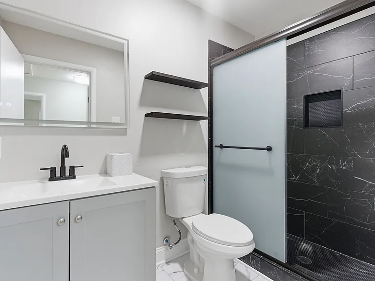 2722 Frontier Ct — Photo 13