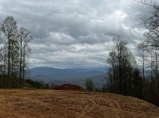 44 Bee Gum Rdg, Almond, NC 28702