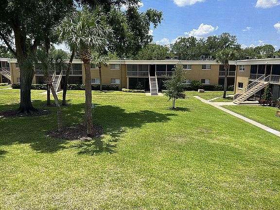2nd image of 1000 Lake Of The Woods Blvd APT B205