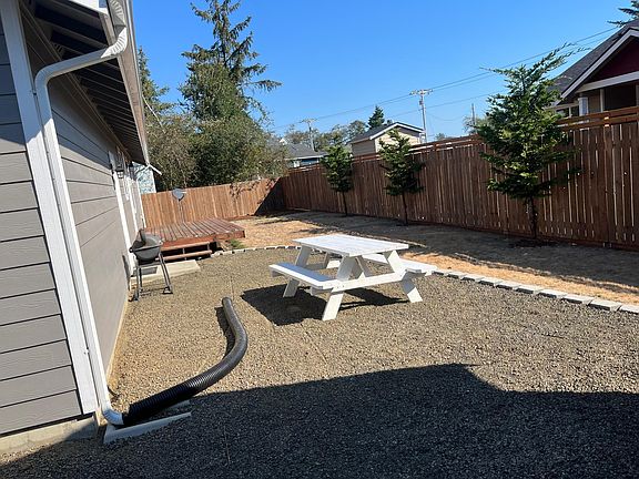private yard