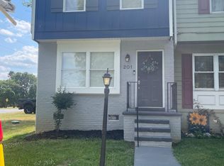 201 Greenhill Ct, Ranson, WV 25438