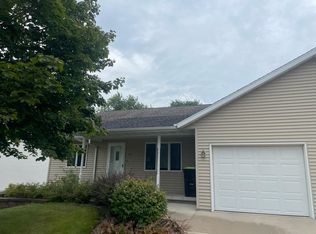 712 Donna St, Chilton, WI 53014