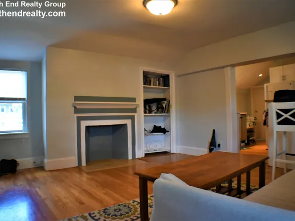 480 Centre St #2, Boston, MA 02130
