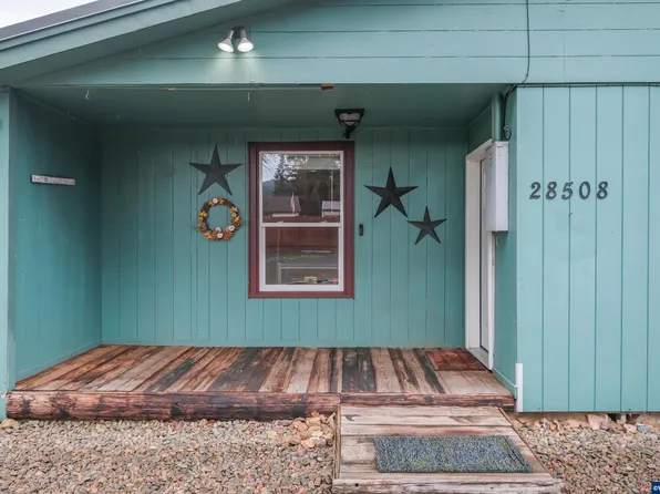 28508 Liberty Rd, Sweet Home, OR 97386