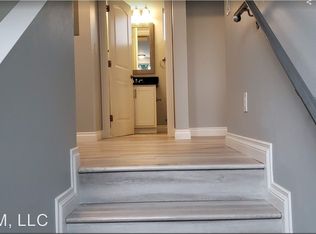 1011 E 82nd St, Los Angeles, CA 90001
