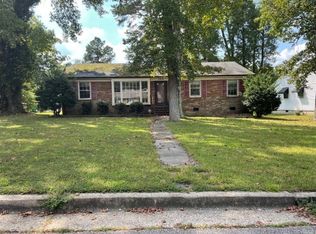 2246 Anderson St, Petersburg, VA 23805