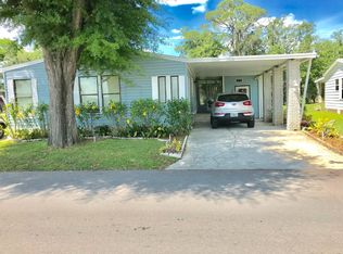 11 Country Meadows Blvd, Plant City, FL 33565