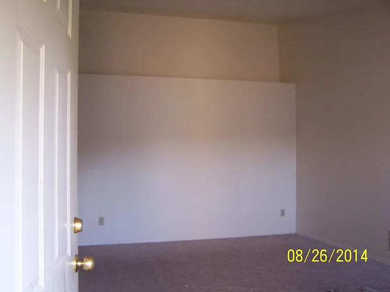 740 Benjamin Ave — Photo 3