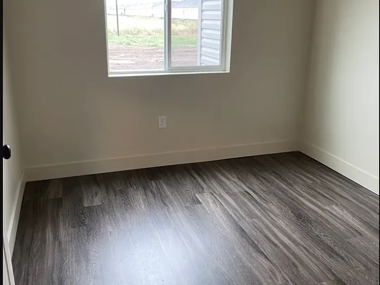 310 Ella Ln — Photo 7