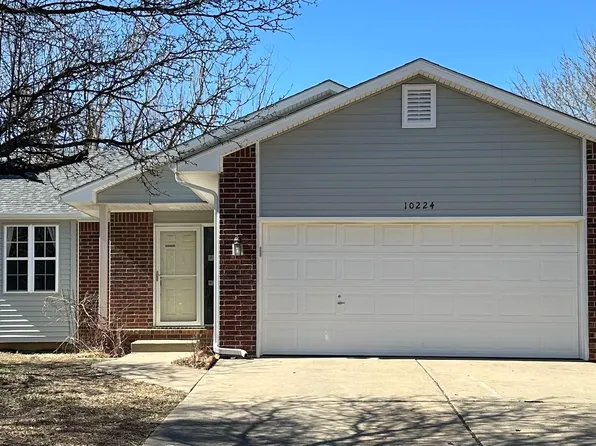10224 E Skinner Ct, Wichita, KS 67207
