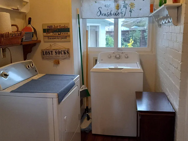 Very convenient laundry/mud room