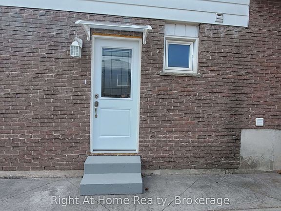 3rd image of 2192 Bridge Rd #2