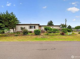701 Edgewood Ave NE, Ocean Shores, WA 98569
