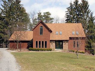 2401 Fairhill Rd, Sewickley, PA 15143