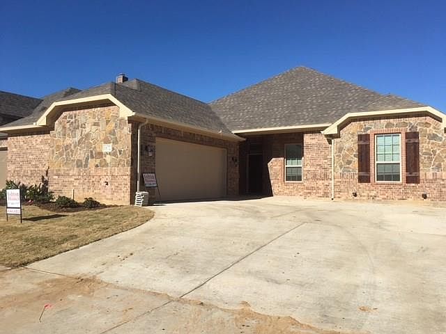 1st image of 1672 Laramie Ln