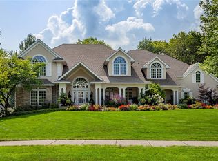 8024 Tiburon Pl, Johnston, IA 50131
