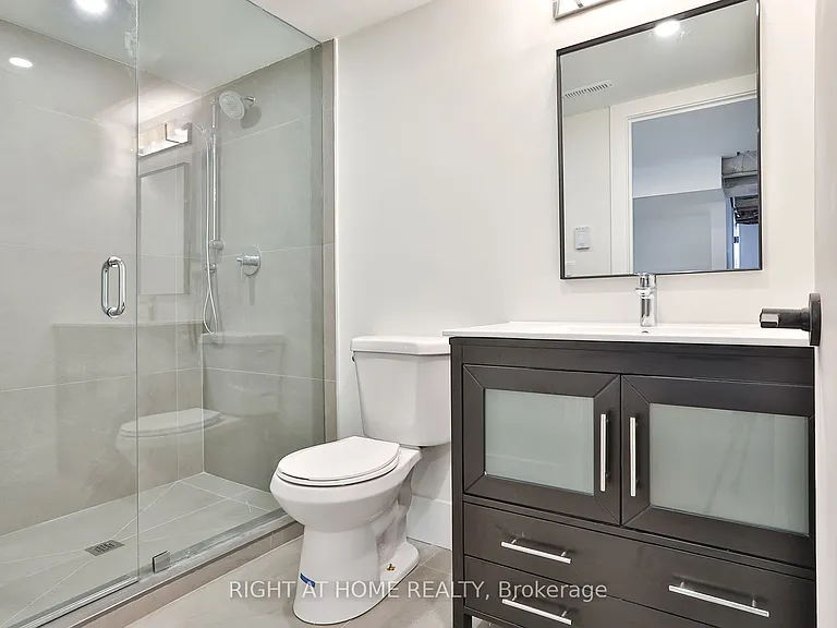 80 Stephen Dr — Photo 11