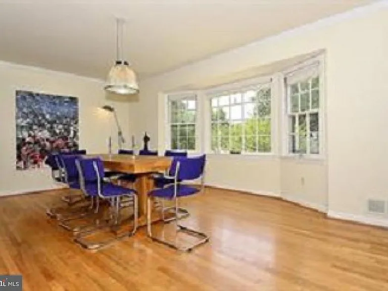 6324 Lenox Rd — Photo 10