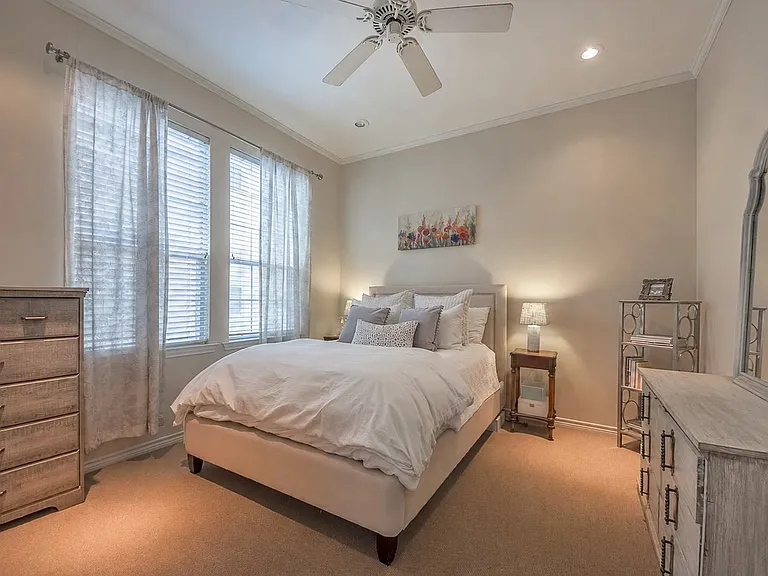 4106 Newton Ave #103 — Photo 6