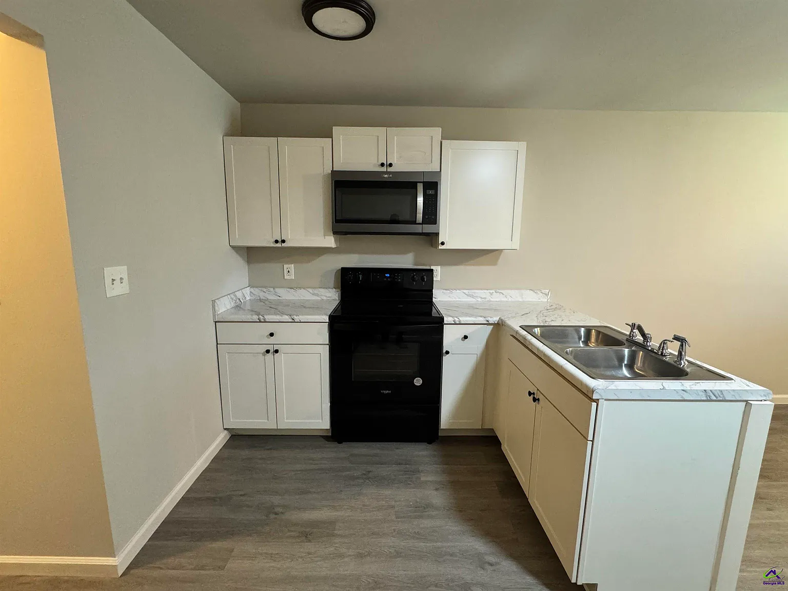 1 bed, 1.0 bath, 550 sqft, $850 — Photo 4