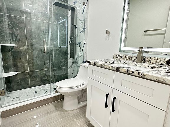 4th image of 3850 N Lake Dr Unit 142