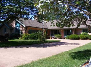 8574 Loire Valley Dr, Tecumseh, MI 49286
