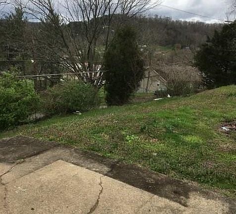 3rd image of 5201 Monta Vista Dr
