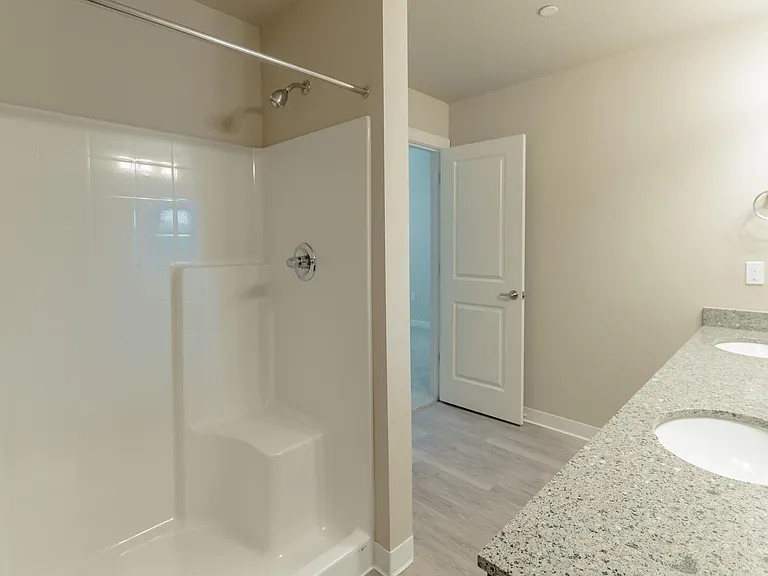 Abbey Creek Apartments — Photo 27