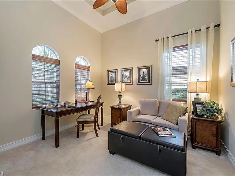 7812 Valencia Ct — Photo 10