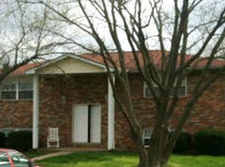 103 Sanders Ct, Columbia, MO 65202