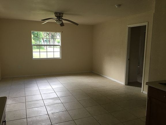 3rd image of 3550 E Viaduct Ln