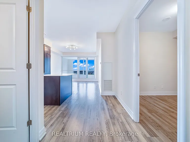 9075 Jane St #1207 — Photo 9